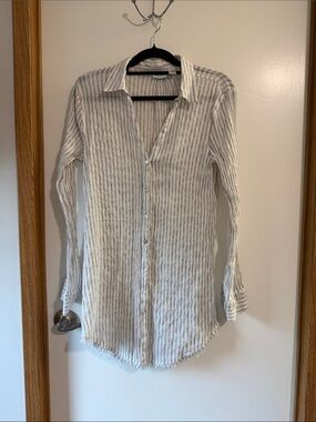 Dia & Co Cream and Light Gray Striped Button-Down Tunic